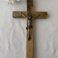 Crucifixo parede medalha São Bento 33 cm